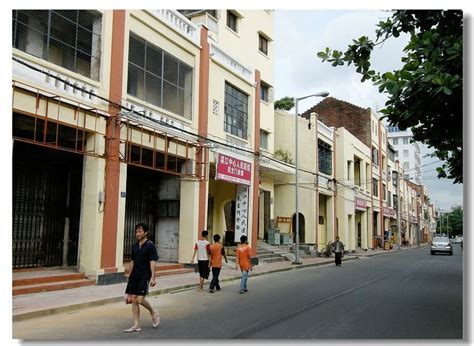 【携程攻略】湛江赤坎老街景点,赤坎老城是广东省湛江市历史最悠久的地域，也曾经是湛江商贸最发达的…