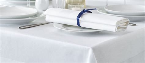 Restaurant Table Linens 的图像结果