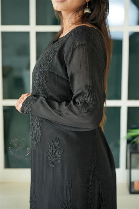 Gulmohar chinon chikankari Kurti in Black – Ethnic Threads