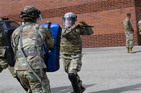 142nd MI Battalion conducts evaluation exercise for National Guard ...