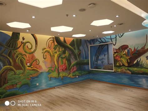 幼儿园墙画 的图像结果