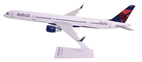 Flight Miniatures Delta Airlines Boeing 757-300 1:200 Scale 2007 Livery ...