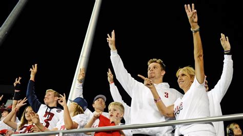 Hilinski family honors remembers son Tyler at Washington State game - ESPN