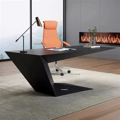 Single Computer Table 的图像结果