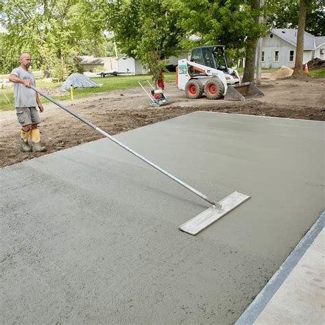 How to Pour a Perfect Concrete Slab | Pouring concrete slab, Poured ...