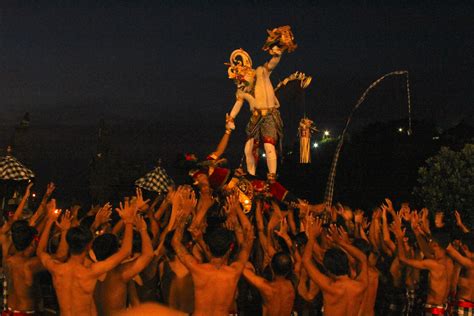 Kecak Dance at Uluwatu Temple: History, Story & Guide - Kura-Kura Blog - history of kecak dance
