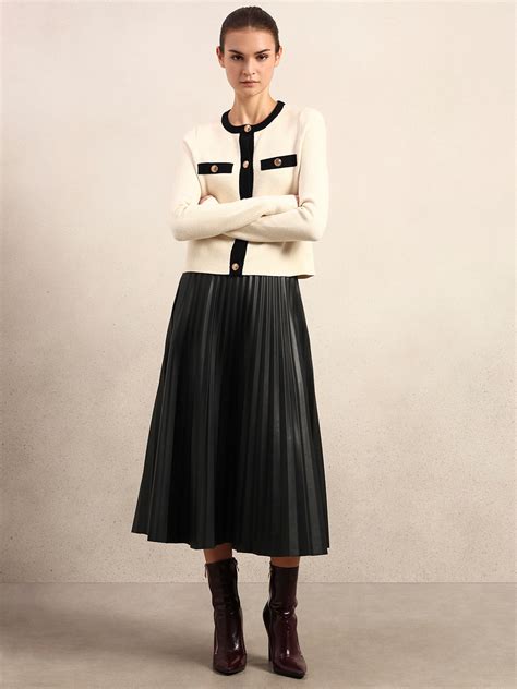 Contrast Trim Knit Cardigan