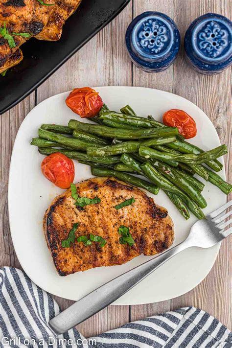 Grilled Boneless Pork Chops Recipe - grillonadime.com