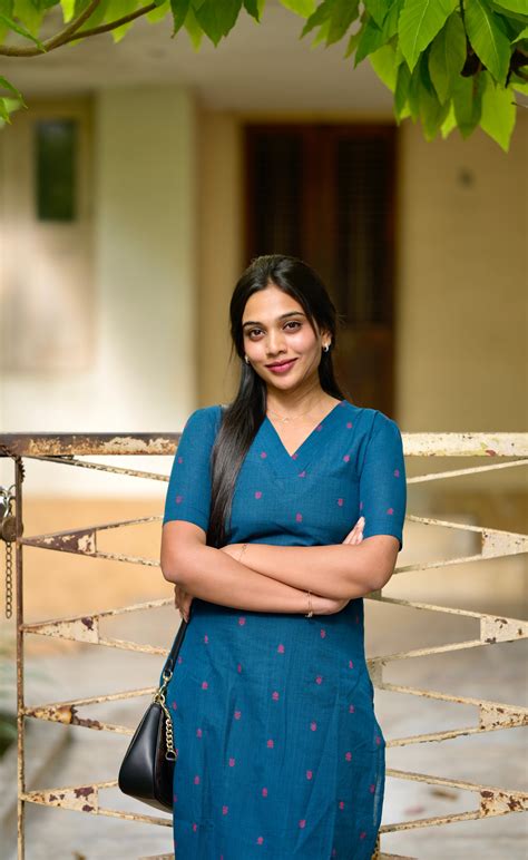 Vedhika ( blue ) - handloom cotton kurta set in blue and red ...