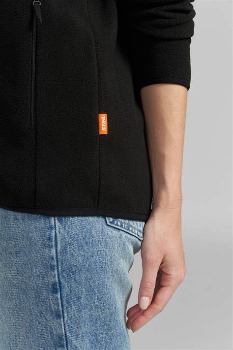 Black STIHL fleece jacket | STIHL