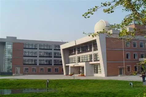 中国六大贵族学校