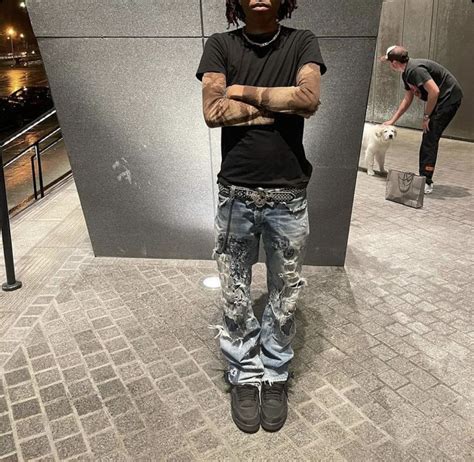 streetwear outfit with black cat in 2023 | Jordan 4 black cat, Y2k men ...