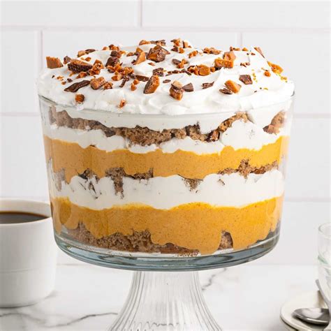 Easy Pumpkin Trifle – Creamy, Spiced & Perfect for Fall - Spaceships ...