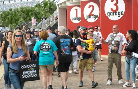 Daytona Speedway capacity: How many people are at Daytona 500?