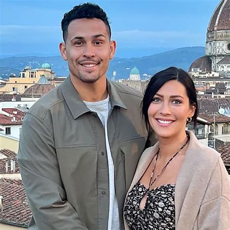 Bachelor Nation’s Becca Kufrin and Thomas Jacobs Are Married