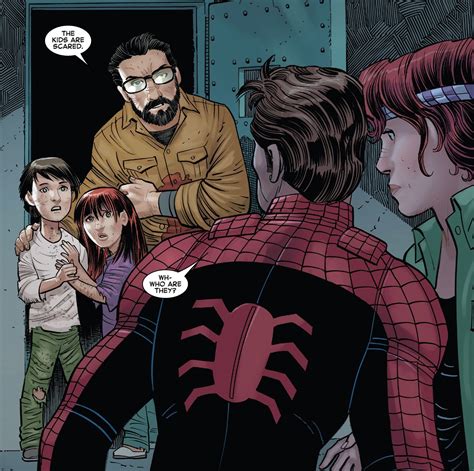 Spiderman Peter Parker E Mary Jane Marvel Spider Man Ps4 Peter Parker