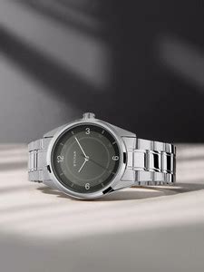 Silver Watches - Buy Silver Watches online at Best Prices in India ...