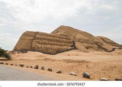 Peruvian Pyramids 的图像结果