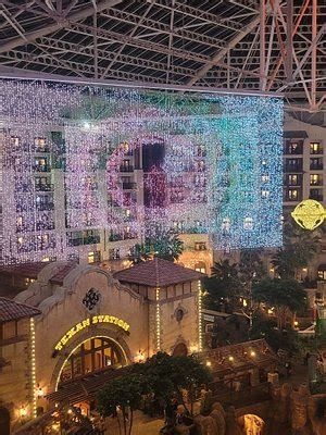 GAYLORD TEXAN RESORT & CONVENTION CENTER (Grapevine) - All-inclusive ...
