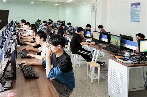 浦江县举办2019小学生Scratch创意编程现场赛_Scratch少儿编程网