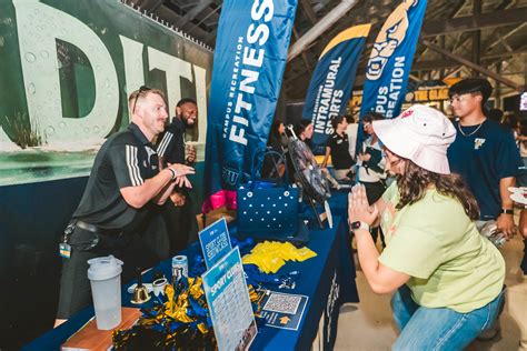 First night - Fall 2025 | FIU Campus Recreation (WRC) | Flickr