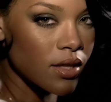 Rihanna – Umbrella | Number1 Official Video Klip (HD izle)