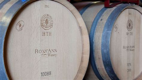 Home - RoxyAnn Winery