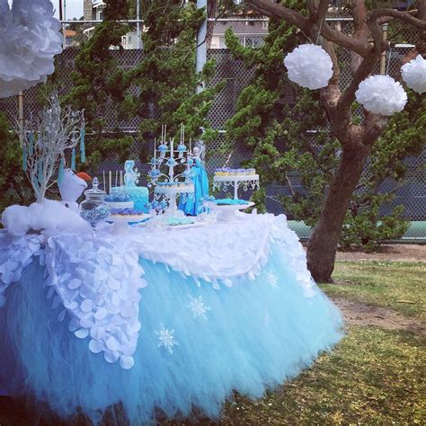Frozen Dessert Table by Bizzie Bee Creations Frozen Party Table, Disney ...