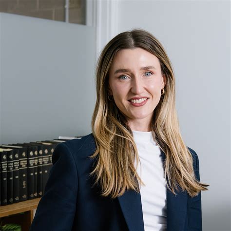 Lauren Williams – Wightons Lawyers, Geelong