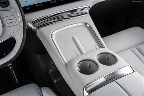 2024 Xpeng Motors X9 - Stunning HD Photos, Videos, Specs, Features & Price - DailyRevs | Concept ...
