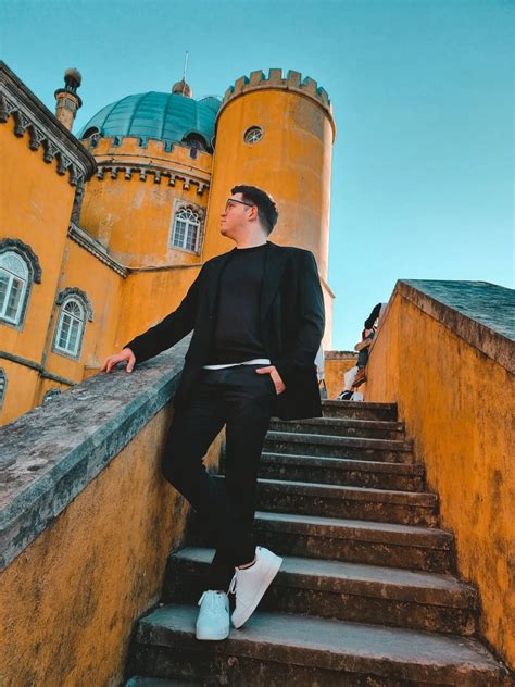 Rezultat imagine pentru Reflect Free