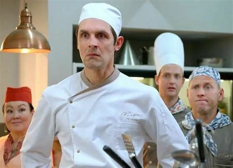 Актер сериала "Кухня" Сергей Епишев тайно женился и стал отцом