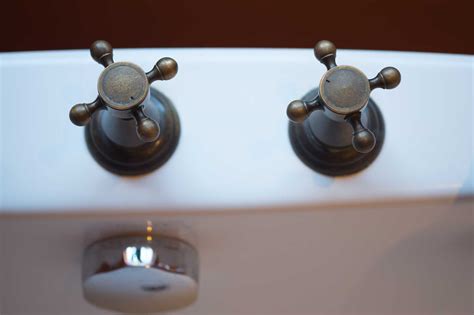 How To Remove Stuck Faucet Handles at Magda Salas blog