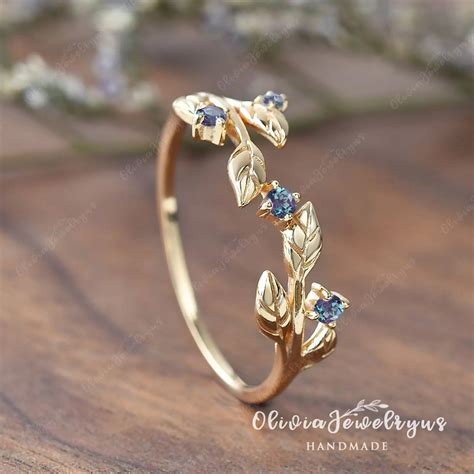 Lab Alexandrite Leaf Wedding Band Women Unique Wedding Ring Vine ...