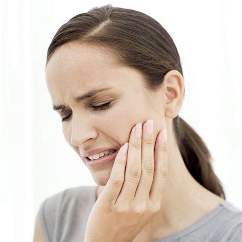 [牙疼用药须对症] 要为牙疼选好药，首先要清楚引起牙疼的原因和疾病的状况。临床上，最容易引起牙疼的疾病有牙髓炎、根尖周炎、冠周炎等。※ 牙髓炎 ...
