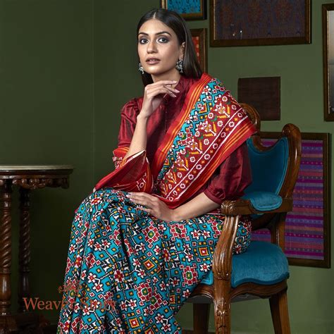 Handwoven Teal Blue Patan Patola Saree – WeaverStory