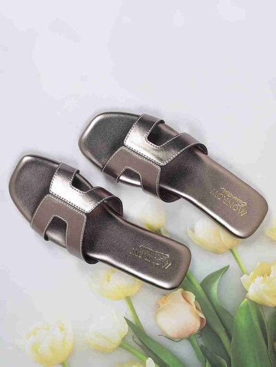 Flats – Monrow Shoes