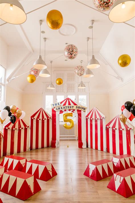 Circus Birthday Party Theme, Circus Carnival Party, 1st Birthday ...