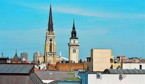 STAVLJANJE ŠAPE NA GRAD: „Oluja“ nad Novim Sadom :: Novice :: Lupiga