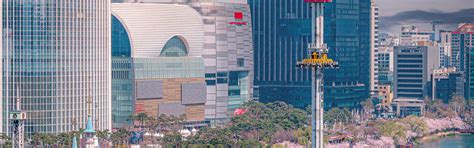 ULTRA LOTTE EXPERIENCE TOUR (Lotte World, Seoul Sky, Aquarium) - Klook ...