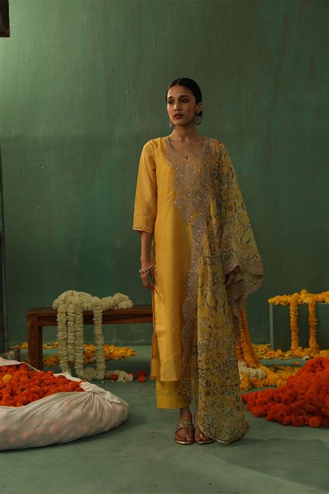 Yellow Straight Fit Chanderi Suit Set | HER-296