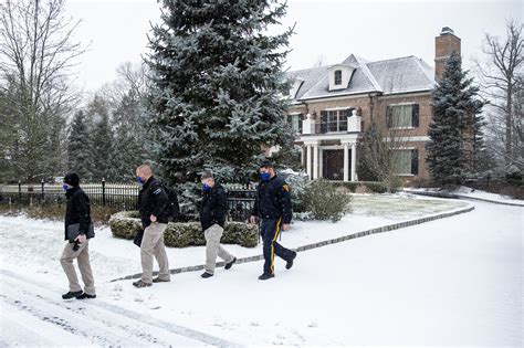 Cops investigate Kellyanne Conway after nude photo of daughter posted