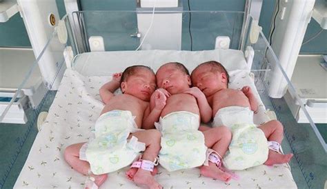 一胎生了三胞胎女儿，二胎又是三胞胎，看到性别，全家不淡定了