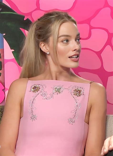 Margot robbie as Barbie | Margot robbie, Margot robbie hot, Margot ...