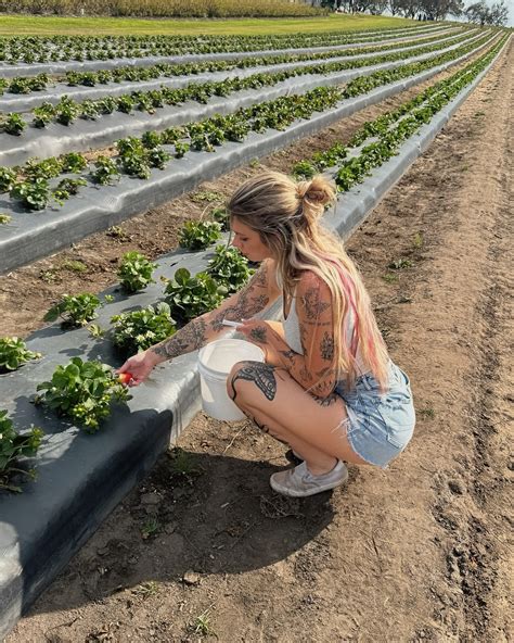 kiersten grace | 🍓🍓 | Instagram