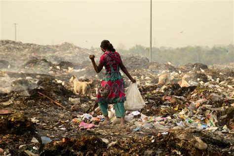 Poverty 的图像结果