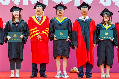 云南大学2020届毕业生毕业典礼举行-云南大学新闻网