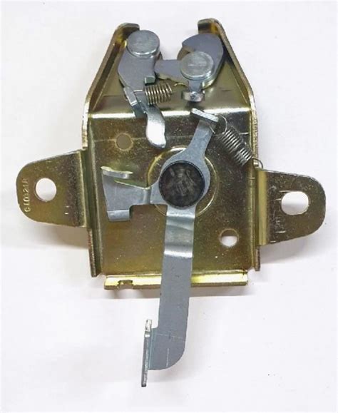 Car International Dicky Boot Lock Assembly Etios CI-1792 for Toyota ...