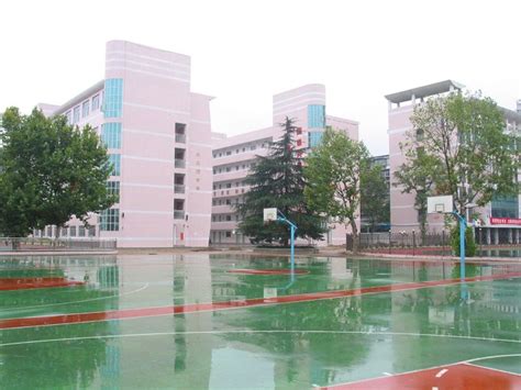 武汉第四初级中学简介-武汉第四初级中学排名|专业数量|创办时间-排行榜123网