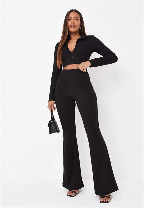 Black Co ord Hook And Eye Cropped Blazer – Styched Fashion
